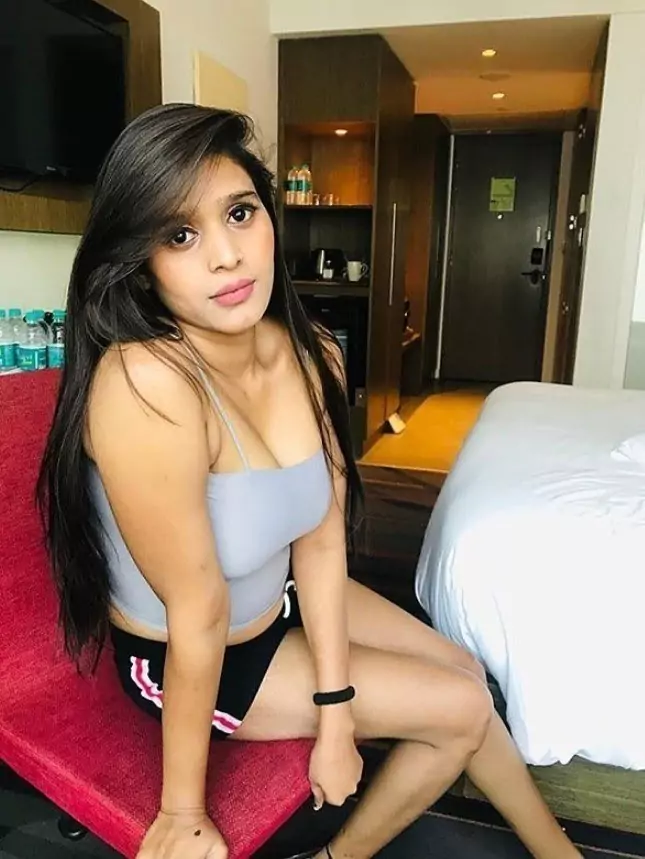 कॉल गर्ल्स सर्विस  वायथिरी